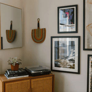 How to clean wall pictures easily